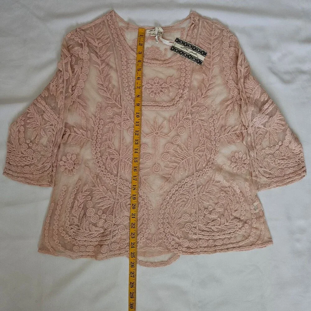 Ultra Pink Light Pink Lace Embroidered Floral 3/4 Sleeve Blouse Women's Size 1X - Picture 10 of 10